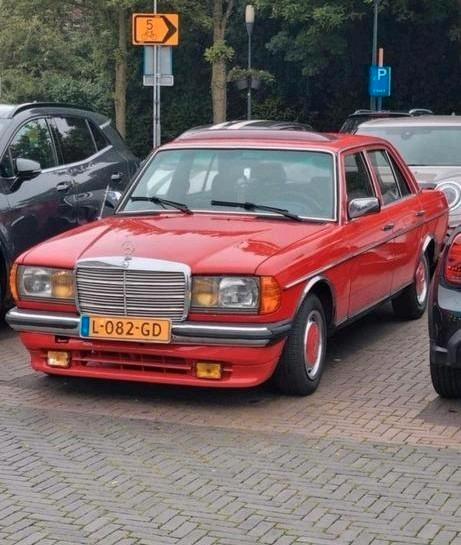 W123 240D 1982 gigantisch goede staat!!, Auto's, Mercedes-Benz, Particulier, Ophalen