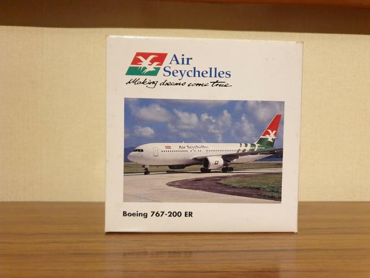 Air seychelles, Verzamelen, Luchtvaart en Vliegtuigspotten, Zo goed als nieuw, Schaalmodel, Ophalen of Verzenden