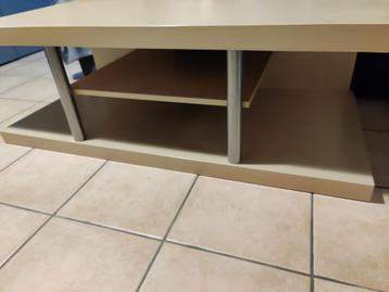 Te koop tv kast beschikbaar voor biedingen