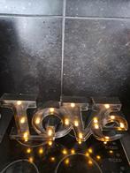 Decoratie love te koop, Ophalen
