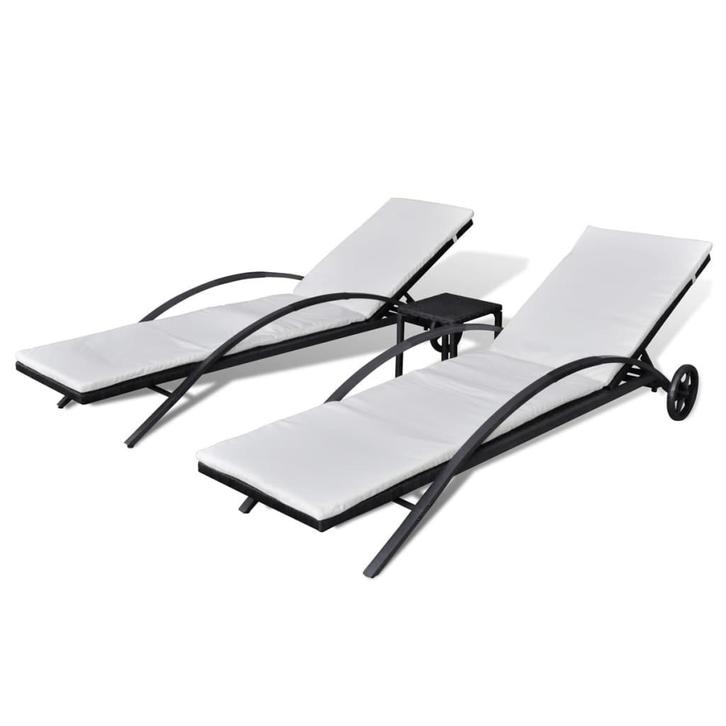2 zwarte ratan ligbedden met kussen, Tuin en Terras, Ligbedden, Nieuw, Rotan, Ophalen of Verzenden