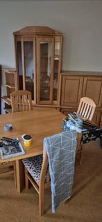 Tafel stoelen, kast, kleine eetkamer, Enlèvement, Comme neuf