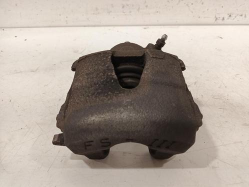REMKLAUW LINKS VOOR Volkswagen Polo V (6R) (01-2009/10-2017), Auto-onderdelen, Remmen en Aandrijving, Volkswagen, Gebruikt