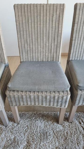 4 rieten eetkamerstoelen - goede staat beschikbaar voor biedingen
