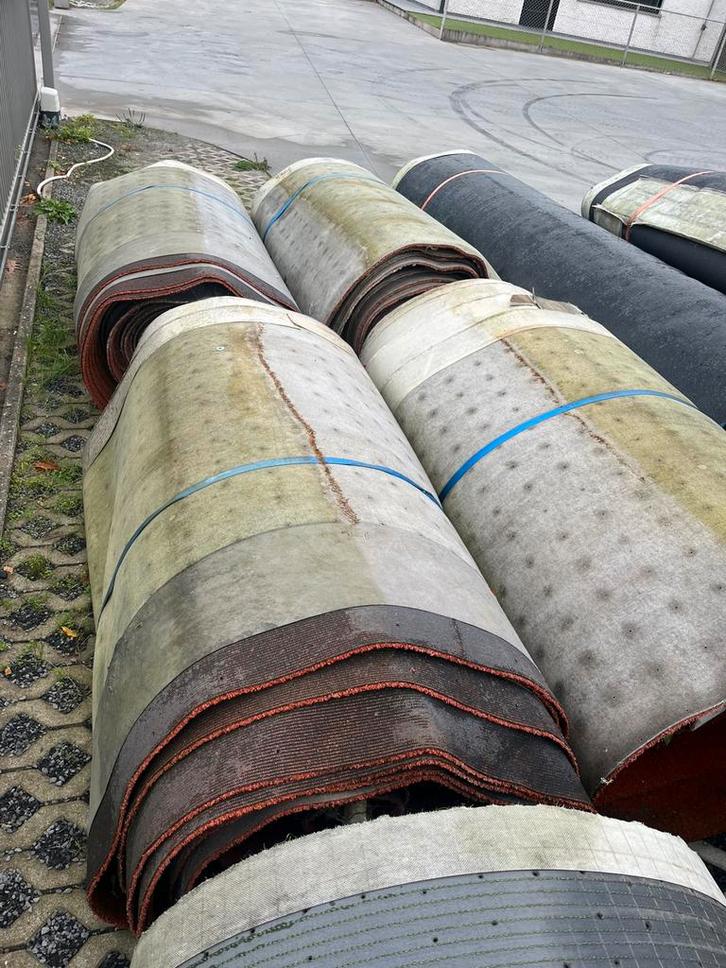 Gebruikt kunstgras van hockey waterveld 1,5x45m, Tuin en Terras, Gras en Kunstgras, Kunstgras, Ophalen