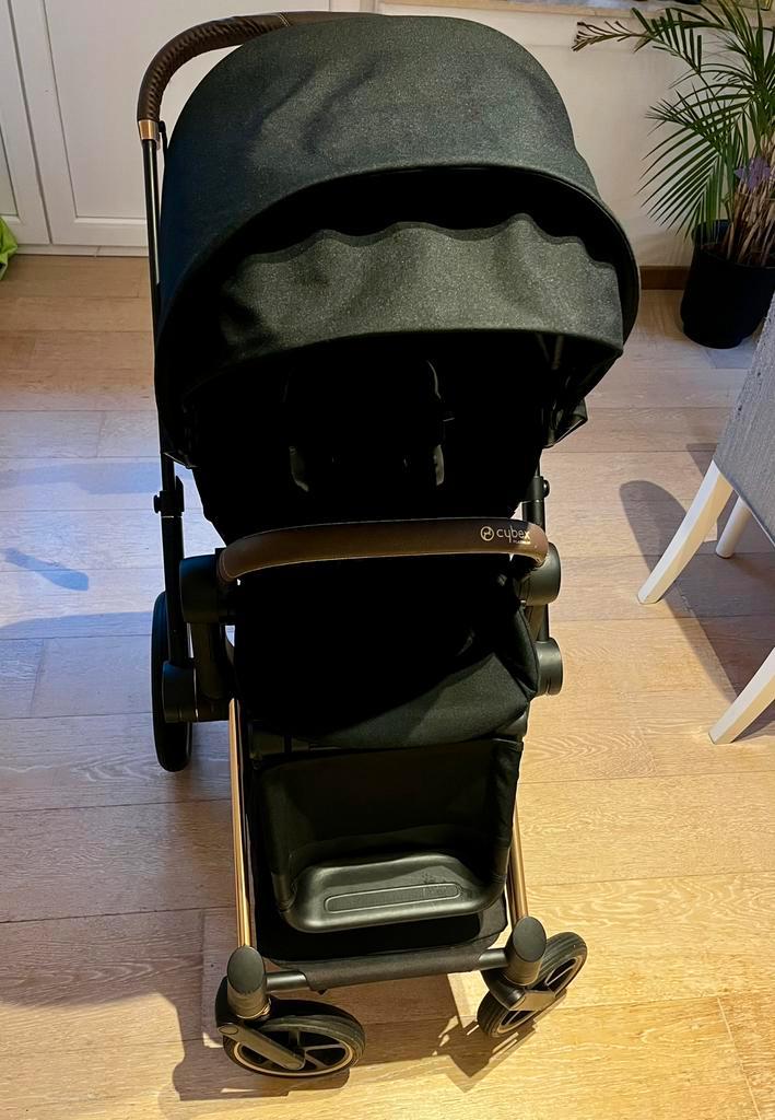 Poussette Priam rose gold/black - Dilbeek, Enfants & Bébés, Poussettes & Combinaisons, Comme neuf, Poussette, Autres marques, Avec nacelle