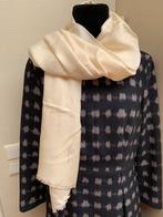Yves Saint Laurent zijden sjaal, Vêtements | Femmes, Robes, Enlèvement ou Envoi
