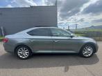 Skoda Super B iv Hybride Automaat 100.000km Pano Gekeurd, Auto's, Automaat, Euro 6, Bedrijf, Hybride Elektrisch/Benzine