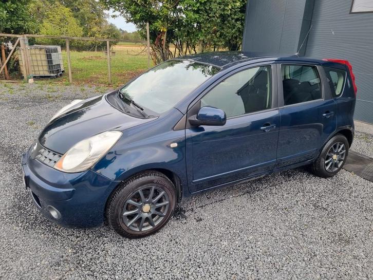Nissan Note 1.4 essence AIRCO Roule SUPER bien, Auto's, Nissan, Bedrijf, Note, Centrale vergrendeling, Elektrische ramen, Benzine