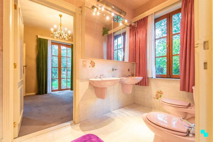 Vintage Porselein Badkamer (Roos), Huis en Inrichting, Badkamer | Badkamermeubels, Gebruikt, Overige typen, Ophalen