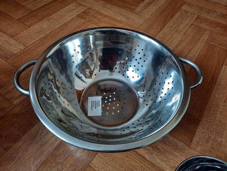 groot sterk nieuw vergiet ongeveer 30/31cm ,2 modellen, Maison & Meubles, Cuisine | Vaisselle, Neuf, Récipient(s), Enlèvement ou Envoi