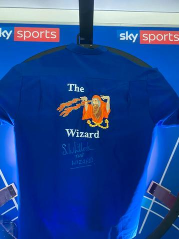Simon Whitlock gesigneerd dartshirt beschikbaar voor biedingen