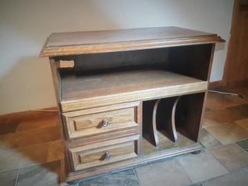 TV-meubel 82x70x33 cm beschikbaar voor biedingen