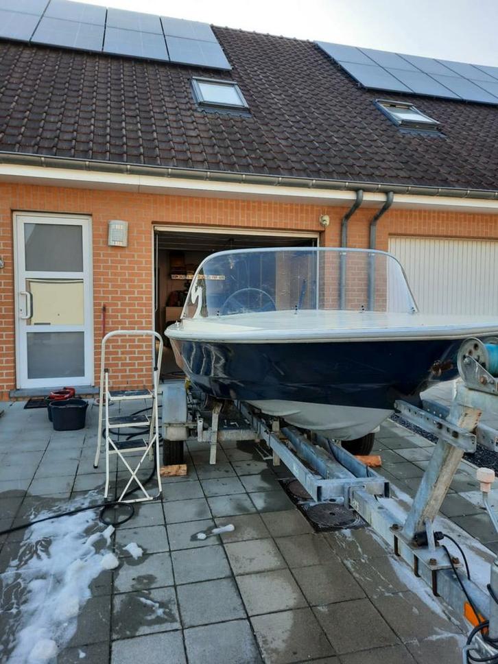 Partie supérieure fixe Beekman avec remorque et accessoires, Sports nautiques & Bateaux, Bateaux à moteur & Yachts à moteur, Moteur hors-bord