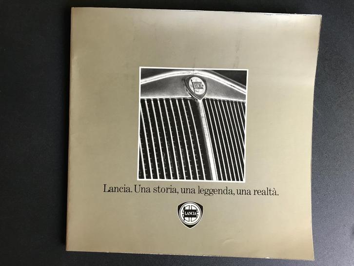 Livre “Lancia, una storia”, Boeken, Auto's | Boeken, Zo goed als nieuw, Ophalen of Verzenden