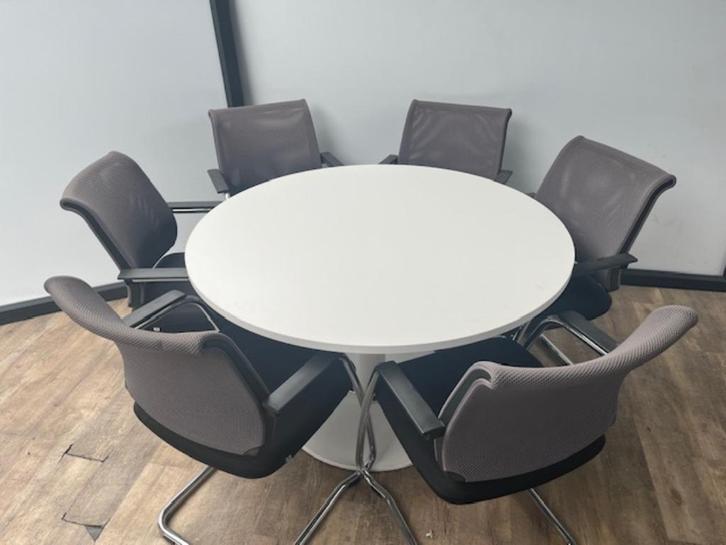 Ronde kantine/vergadertafel - 6 persoons, Huis en Inrichting, Tafelkleden, Ophalen