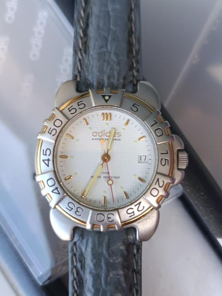 Horloge Adidas Adventure 10ATM, Handtassen en Accessoires, Horloges | Antiek, Polshorloge, Overige merken, Staal, 1960 of later