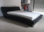 Slaapkamer met matras en lattenbodem compleet, Huis en Inrichting, Slaapkamer | Boxsprings, Ophalen, Zwart, Moderne slaapkamer