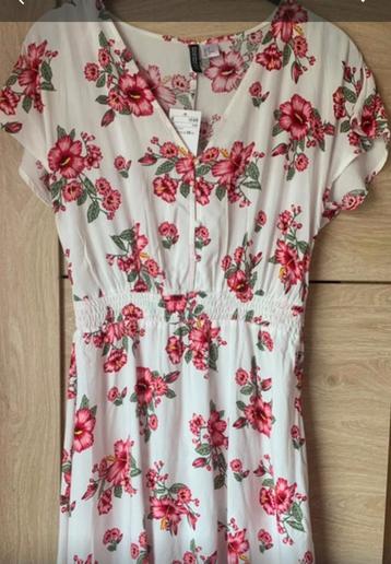 Robe neuve beschikbaar voor biedingen
