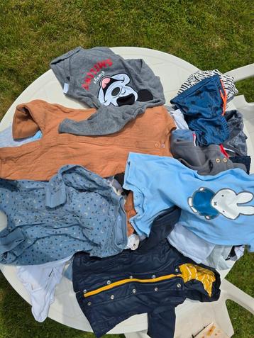 Bundel baby kledij maat 62 en 68 (meer dan 60 stuks) beschikbaar voor biedingen