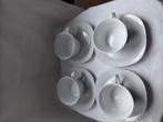 4 witte kopjes en schoteltjes, Ophalen of Verzenden, Zo goed als nieuw