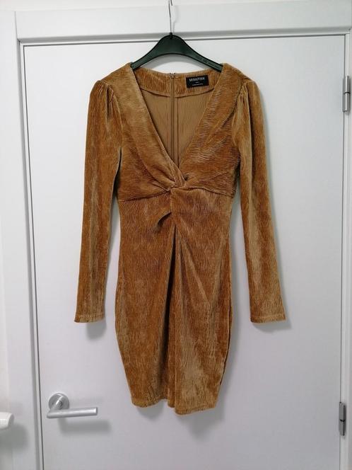 Nieuwe mosterdgele jurk van Minkpink, small, Kleding | Dames, Jurken, Nieuw, Maat 36 (S), Boven de knie, Ophalen of Verzenden