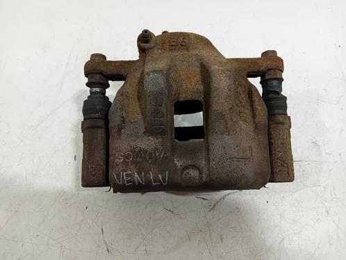 REMKLAUW LINKS VOOR Suzuki Grand Vitara II (JT), Auto-onderdelen, Remmen en Aandrijving, Suzuki, Gebruikt