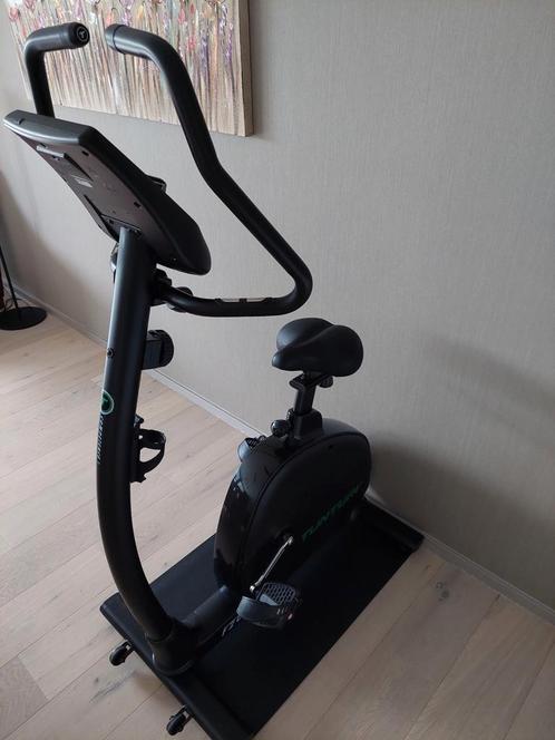 Hometrainer Tunturi F20 in zeer goede staat te koop, Sport en Fitness, Fitnessapparatuur, Hometrainer, Ophalen