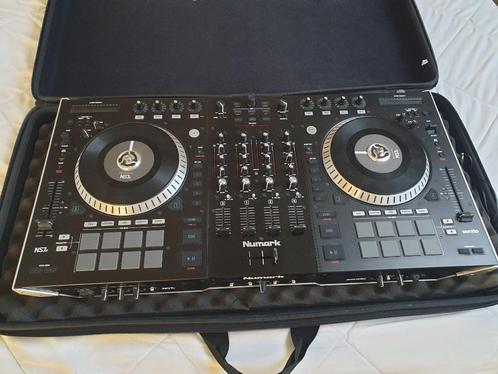 pro dj controler numark NS7II, Musique & Instruments, DJ sets & Platines, Utilisé, Platine, Numark, Enlèvement