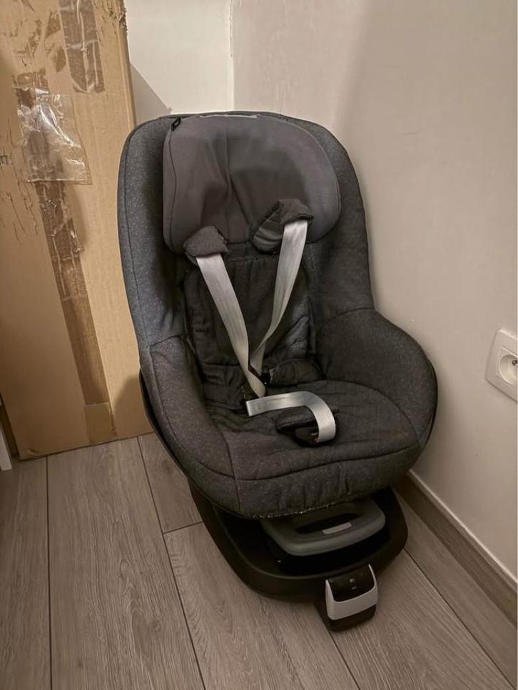 Maxi-Cosi FamilyFix en Pearl, Kinderen en Baby's, Autostoeltjes, Zo goed als nieuw, Maxi-Cosi, 9 t/m 18 kg, Isofix, Verstelbare rugleuning