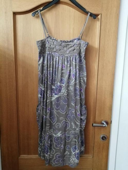 Robe d'été brune imprimée mauve et blanc taille 42, Kleding | Dames, Jurken, Zo goed als nieuw, Wit, Boven de knie, Ophalen of Verzenden