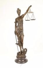 Vrouwe Justitia , brons , xl, Enlèvement ou Envoi