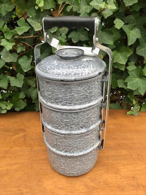 Authentique émail indien Rantang (porte-tiffin), Antiquités & Art, Antiquités | Email, Enlèvement ou Envoi