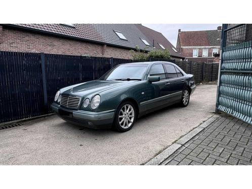 Mercedes-Benz E280, 1996, Auto's, Oldtimers, Bedrijf, Mercedes-Benz, Benzine, Berline, Automaat