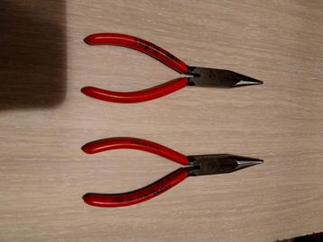 Knipex platte rondebektang beschikbaar voor biedingen