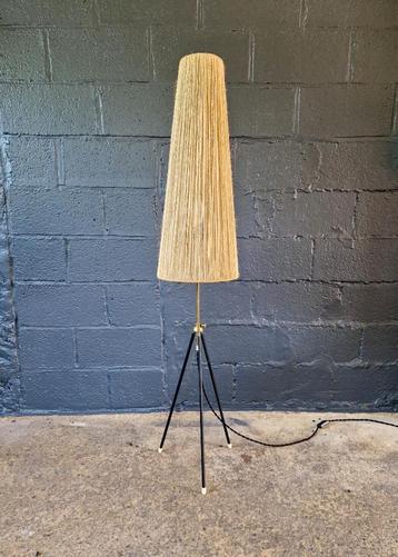 Driepoot vloerlamp Mid-century, 1950-60  beschikbaar voor biedingen
