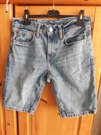 short homme en jeans taille 28 levis strauss, Vêtements | Hommes, Jeans, W32 (confection 46) ou plus petit, Porté, Enlèvement