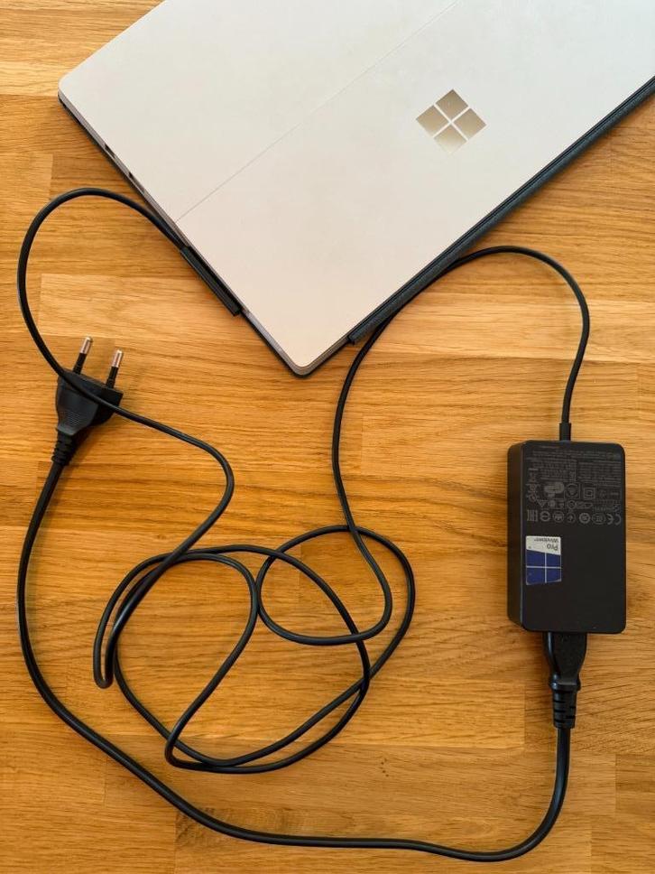 Microsoft Surface Pro, Computers en Software, Windows Laptops, Gebruikt, 13 inch, Onbekend, Azerty, Met touchscreen, Ophalen