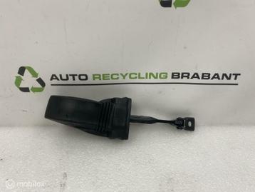 Deurvanger Voor Links Rechts  Audi A4 B9 NIEUW 8W0837267 beschikbaar voor biedingen
