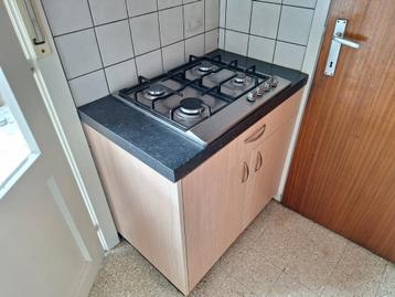 Gasvuur. Met kast, Elektronische apparatuur, Kookplaten, Ophalen, Zo goed als nieuw