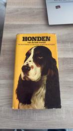 Hondenboek, Ophalen of Verzenden, Zo goed als nieuw