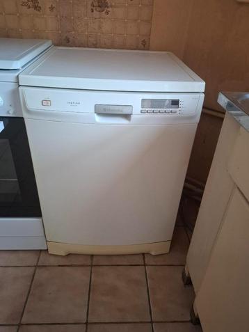 Vaatwasmachine Electrolux, Elektronische apparatuur, Vaatwasmachines, Ophalen, Zo goed als nieuw, Energieklasse A of zuiniger