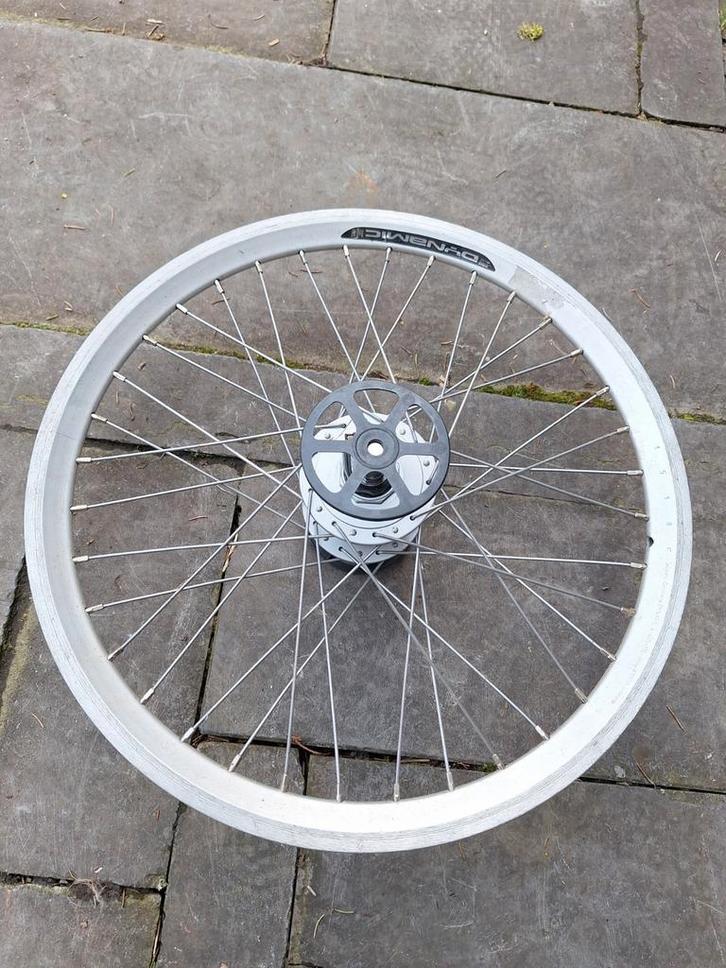 20" voorwiel met naafdynamo, Fietsen en Brommers, Fietsonderdelen, Nieuw, Ophalen