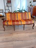 Houten bank. zetelvoor in de tuin of in huis., Ophalen