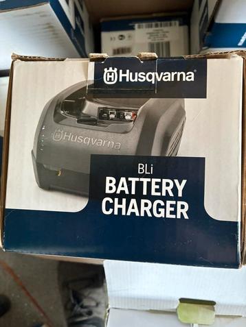 Batterijlader husqvarna beschikbaar voor biedingen