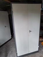 Stevige 2 deuren zadelkast, Ophalen