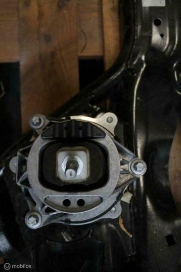 Support moteur D BMW 4 serie F32 F33 F36 F82 F83 2014-.... beschikbaar voor biedingen