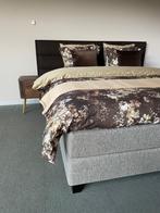 Boxspring Pullman met hoofdpaneel, matrassen en topper 180cm, Ophalen of Verzenden, 180 cm, Bruin, 220 cm