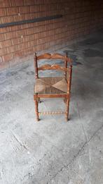 Een antieke stoel, Antiek en Kunst, Ophalen