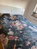 Bed te koop voor €300 in Hasselt, Maison & Meubles, Chambre à coucher | Linge de lit, Utilisé, Enlèvement ou Envoi